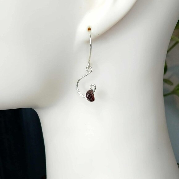 Dainty Garnet Crystal Dangle Earrings, Hammered Gemstone Jewelry 1.5" - Picture 1 of 10
